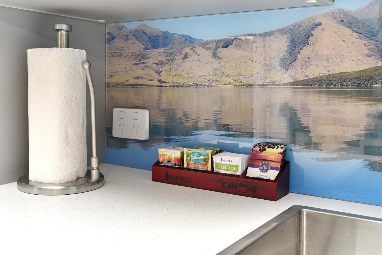 Brockworth Place - Christchurch Holiday Homes מראה חיצוני תמונה