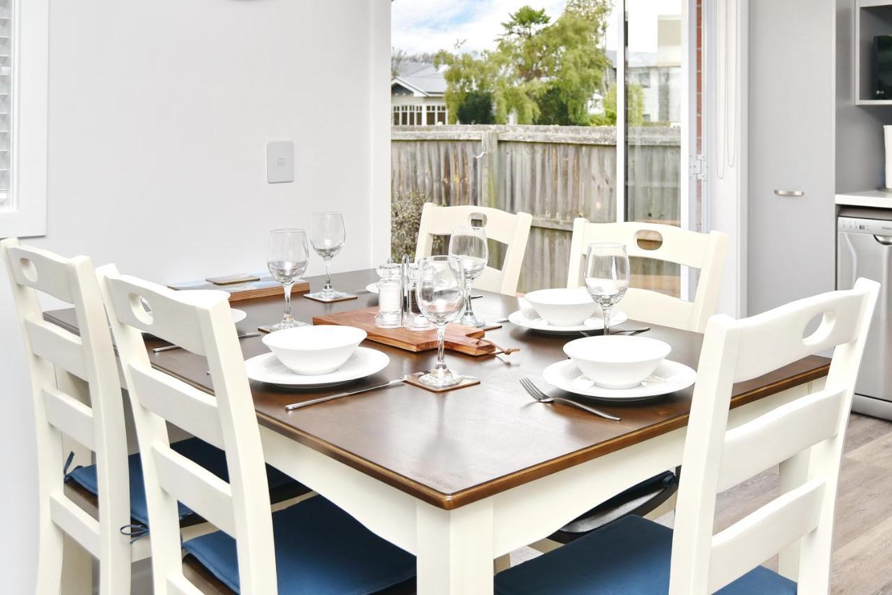 Brockworth Place - Christchurch Holiday Homes מראה חיצוני תמונה