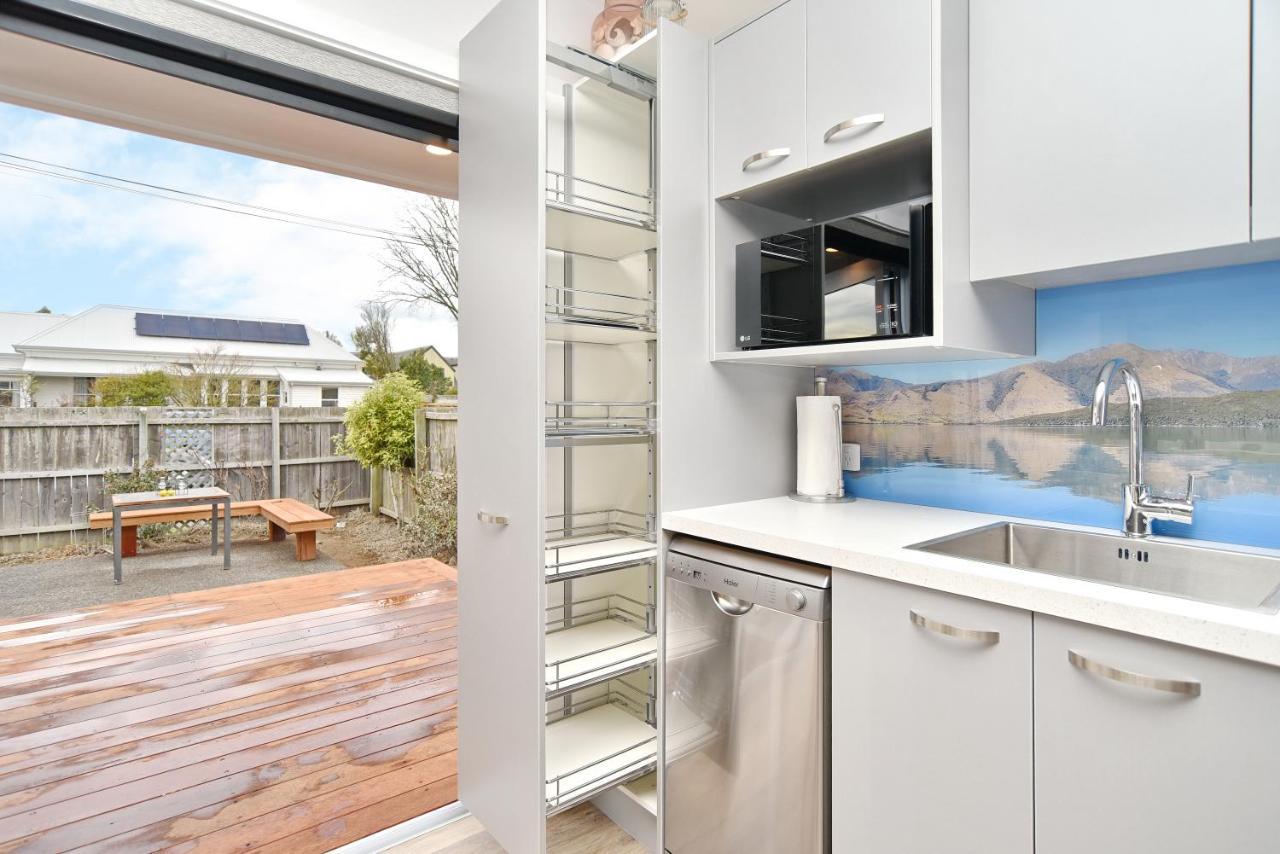 Brockworth Place - Christchurch Holiday Homes מראה חיצוני תמונה
