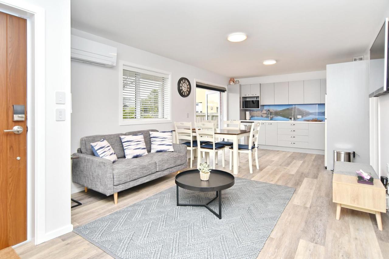 Brockworth Place - Christchurch Holiday Homes מראה חיצוני תמונה